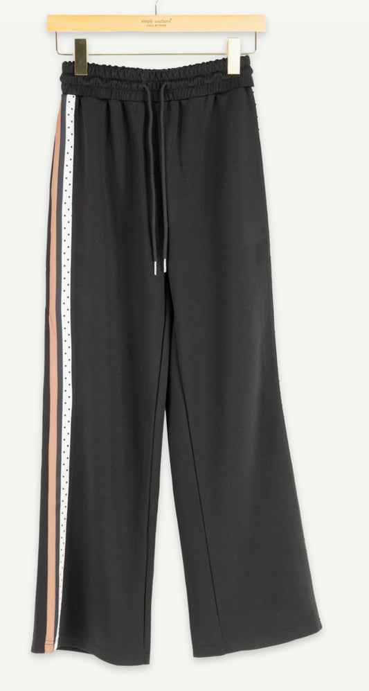 Black polka dot pants