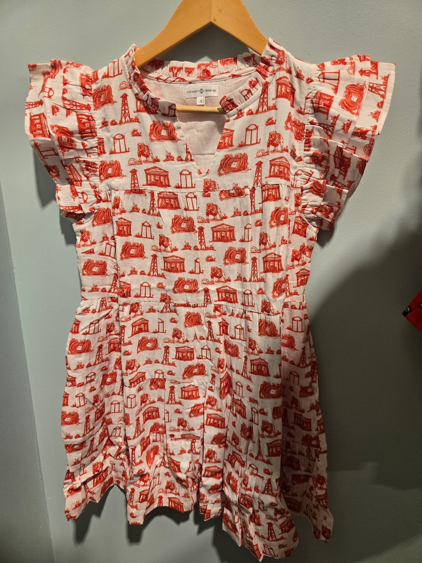 The Team Toile Flutter Sleeve