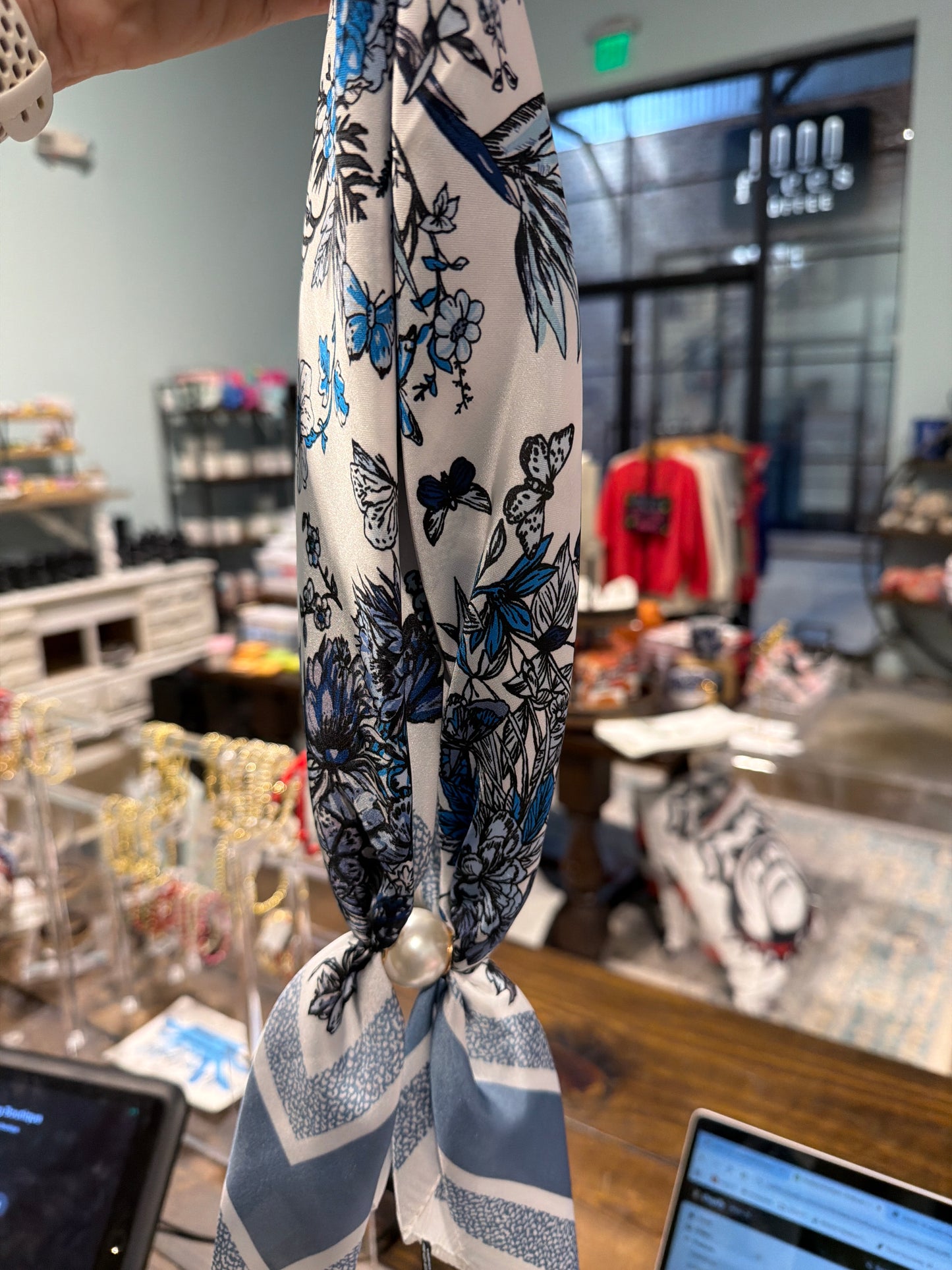 Scarf Magnetic