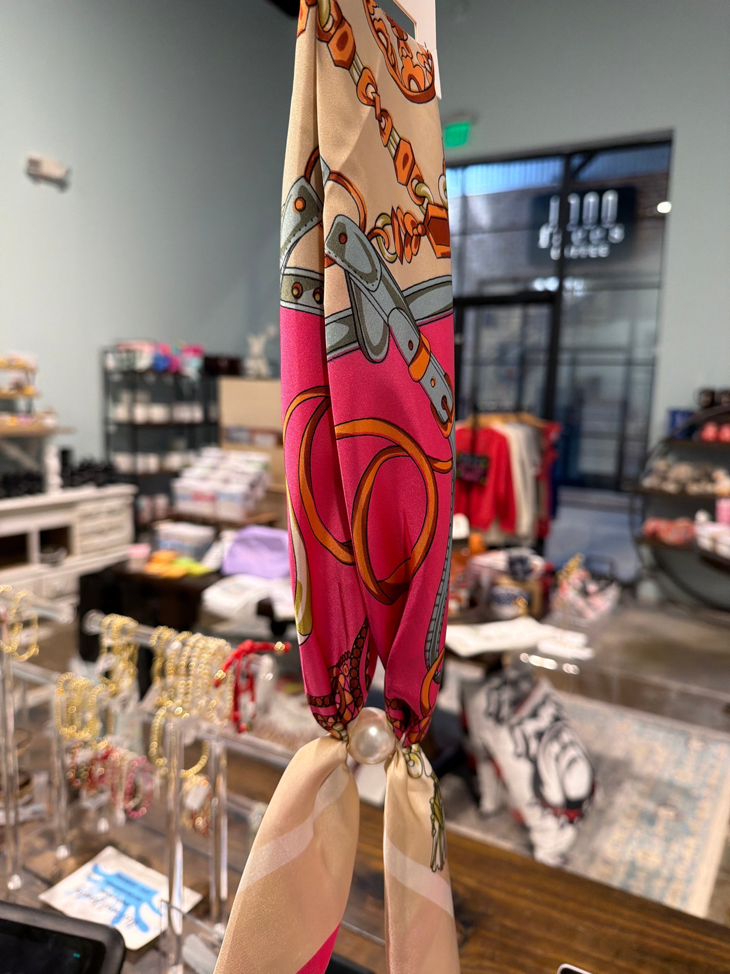 Scarf Magnetic