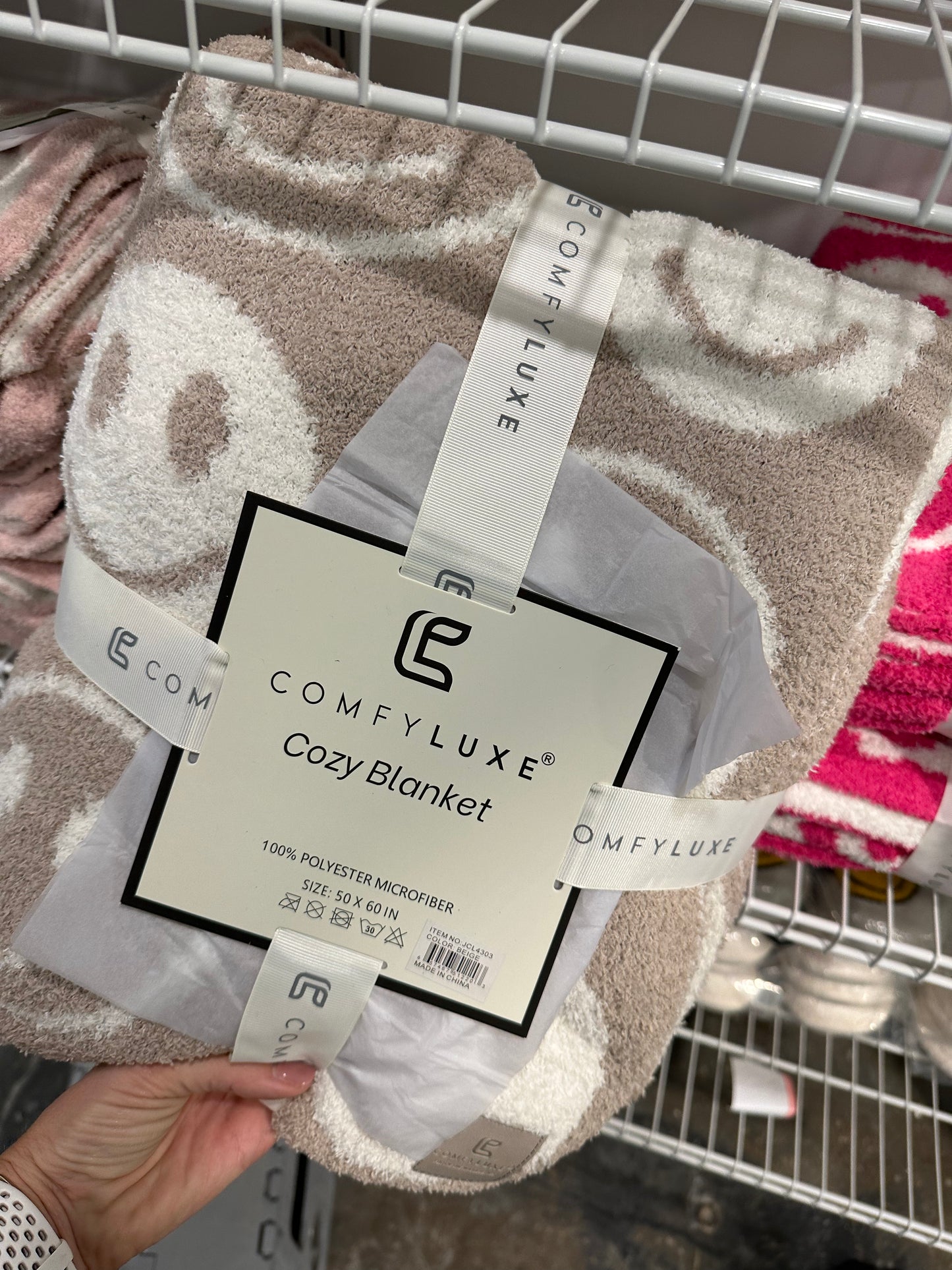 Comfy Luxe Blankets