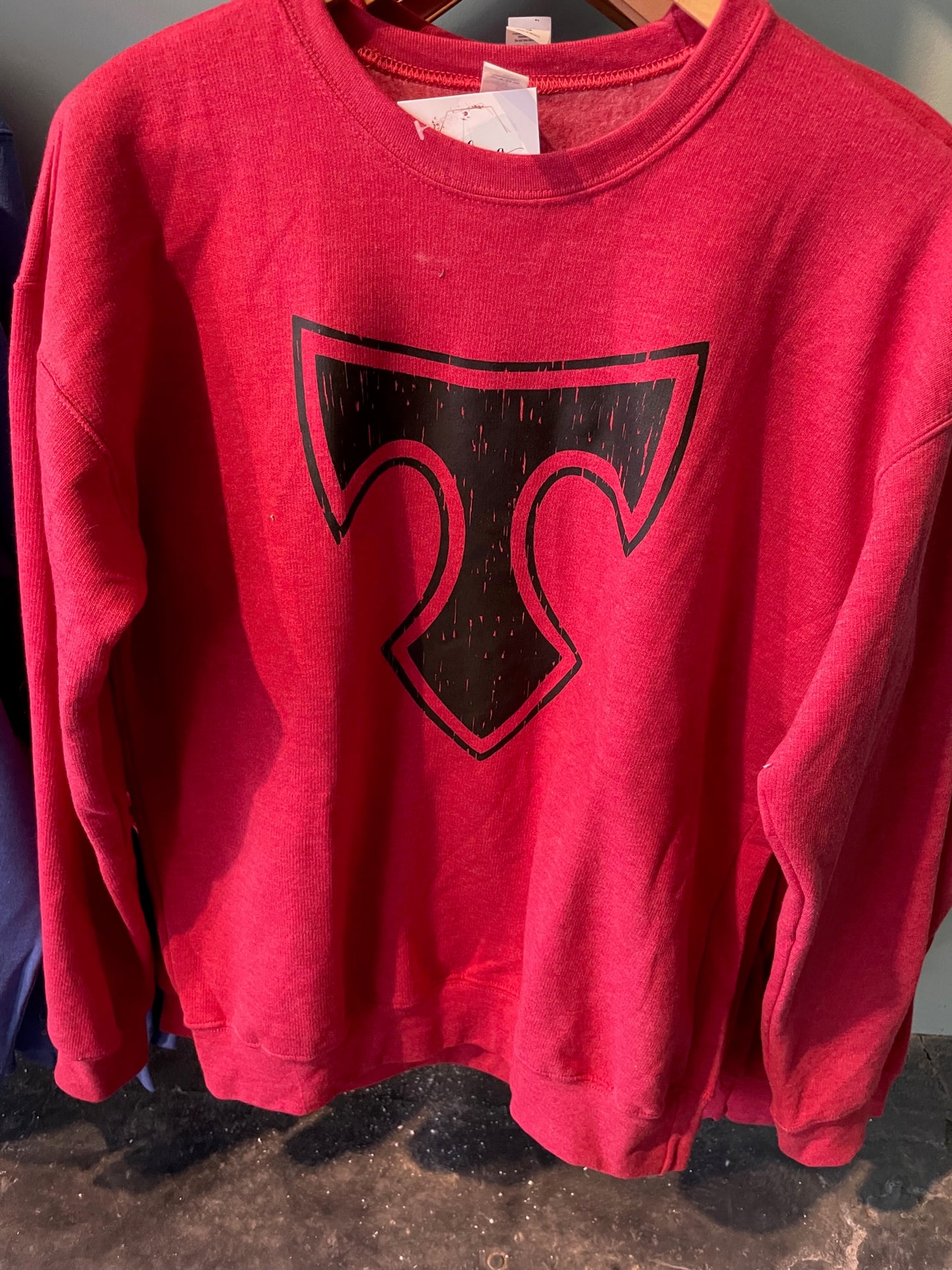 Titans T crew sweatshirt