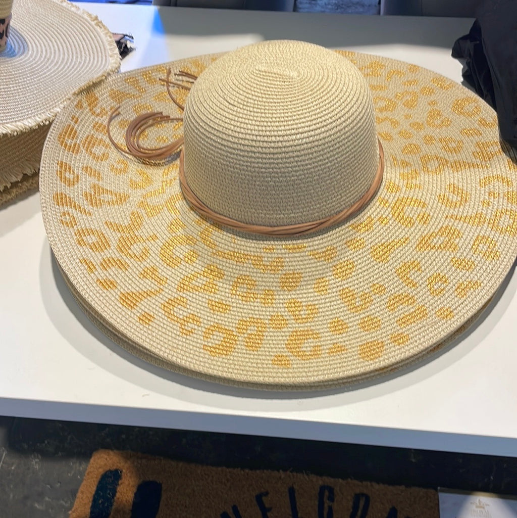 Leopard sun hat